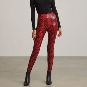 NWT commando leggings - red snakeskin (Has a flaw)